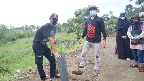 Menanam 2000 Pohon di Girpasang