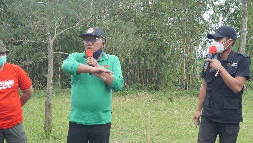 Menanam 2000 Pohon di Girpasang