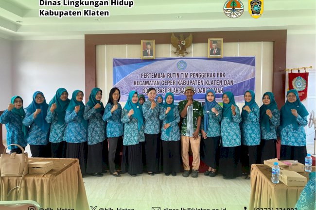 SOSIALISASI PILAH SAMPAH DARI RUMAH ZERO WASTE FAMILY SYSTEM DI KECAMATAN CEPER