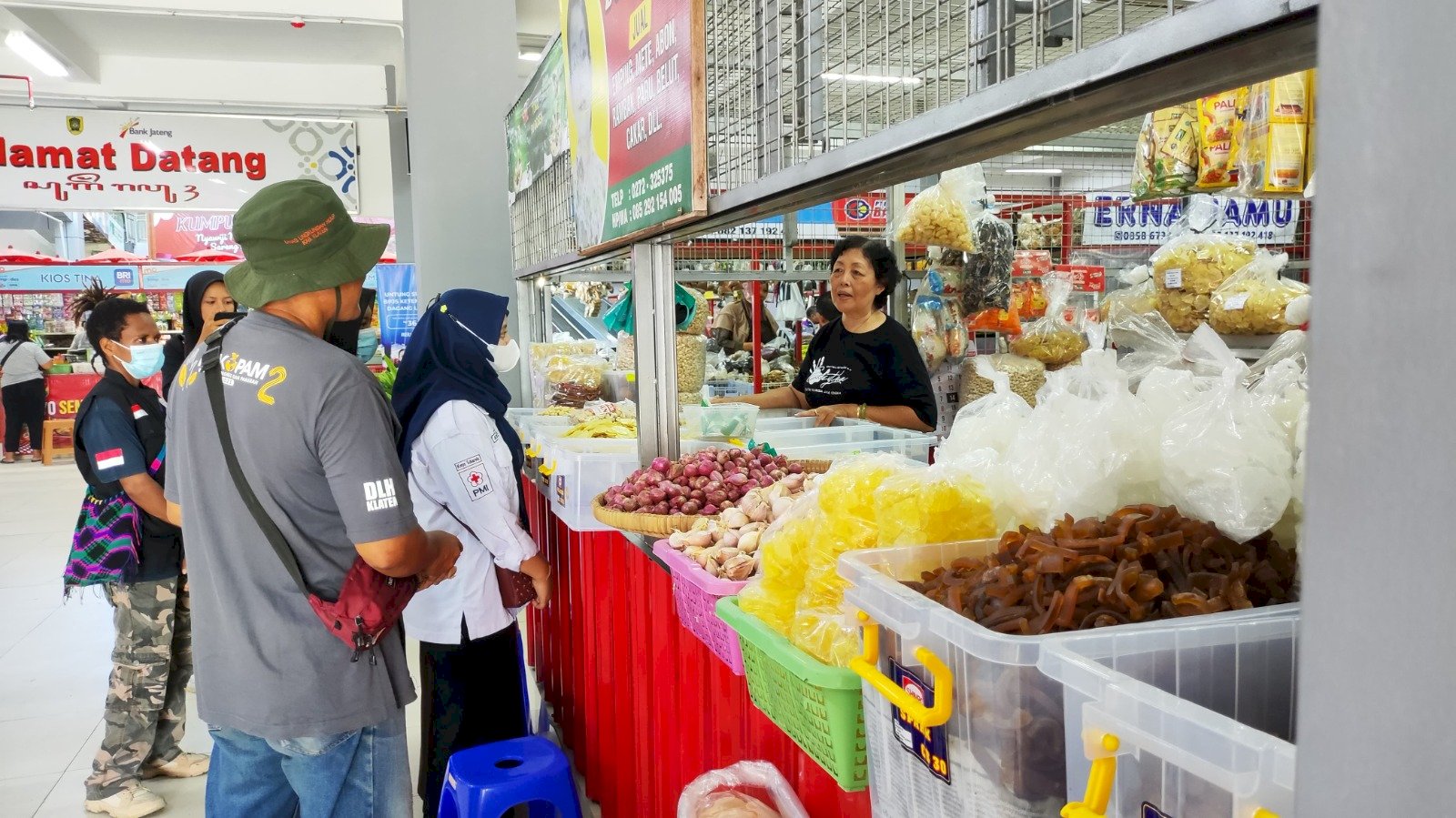 MEMPERINGATI HPSN 2024 DENGAN TEMA "ATASI SAMPAH PLASTIK DENGAN CARA PRODUKTIF"